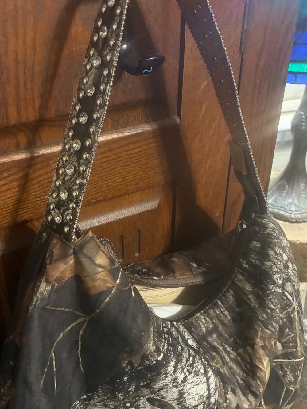 Mossy Oak Brown and Green Camo Crossbody Wallet - Picture 3 of 8